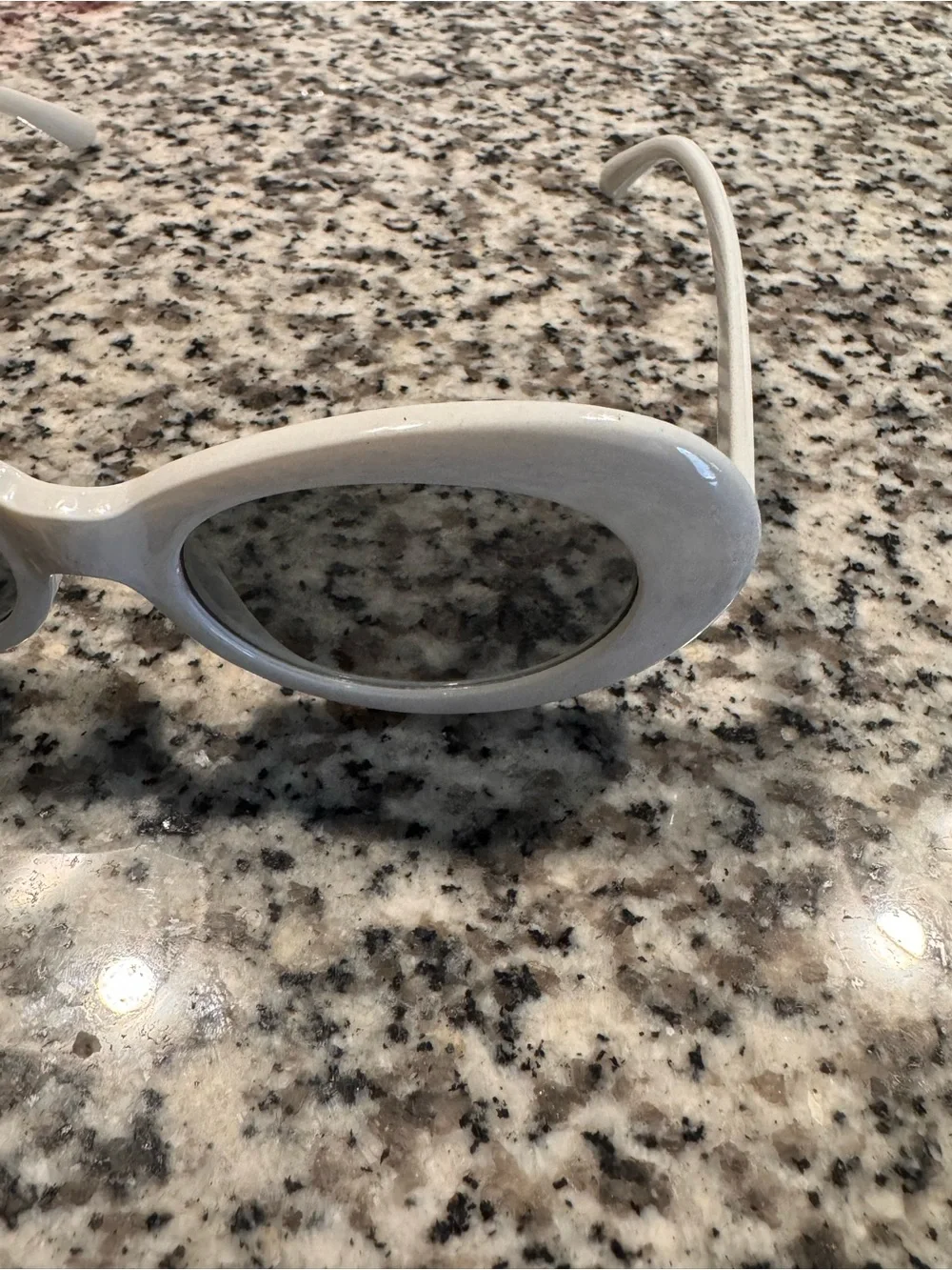 White Oval Retro Sunglasses - Women Accessories